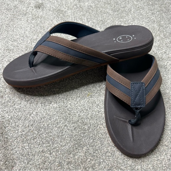 Even Tide Sandals - Picture 3 of 6